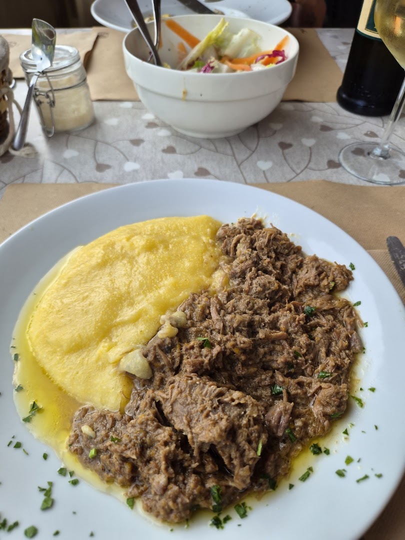 Al Cacciatore Albergo Ristorante, San Zeno di Montagna