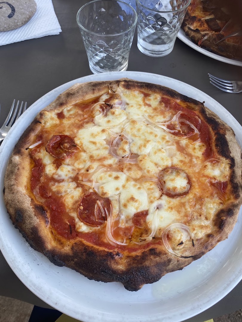 Al Carlotta in Villa Ristorante Pizzeria Cous Cous Tunisino