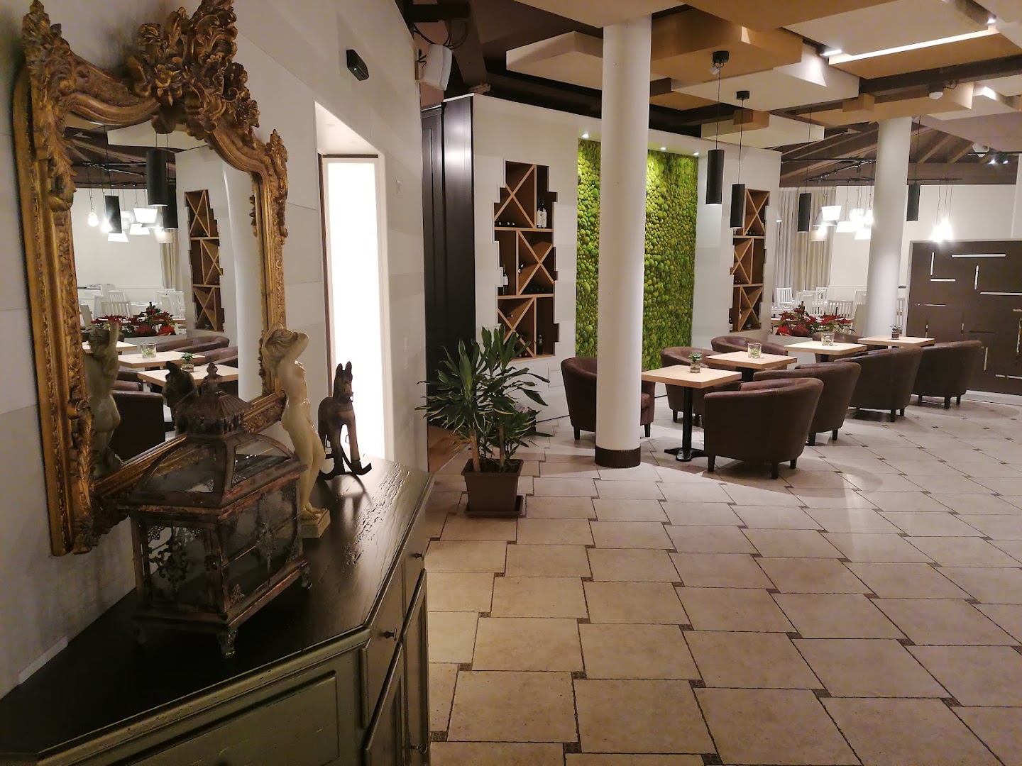 Al Company, Vicenza