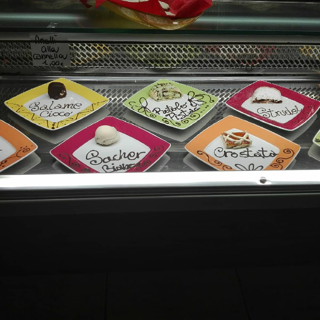 Al Gallo Un Sacco Di Dolcezze