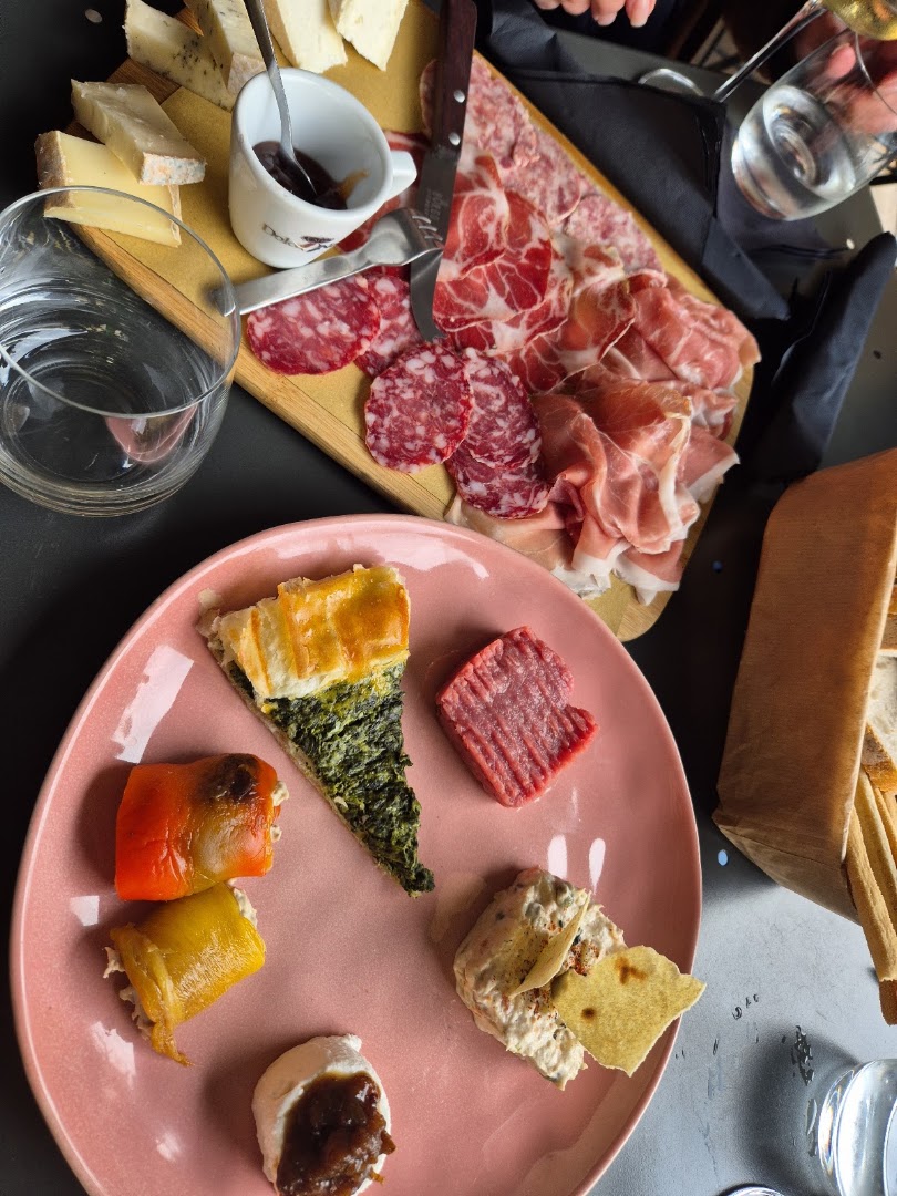 Al nido della Cinciallegra, Neive