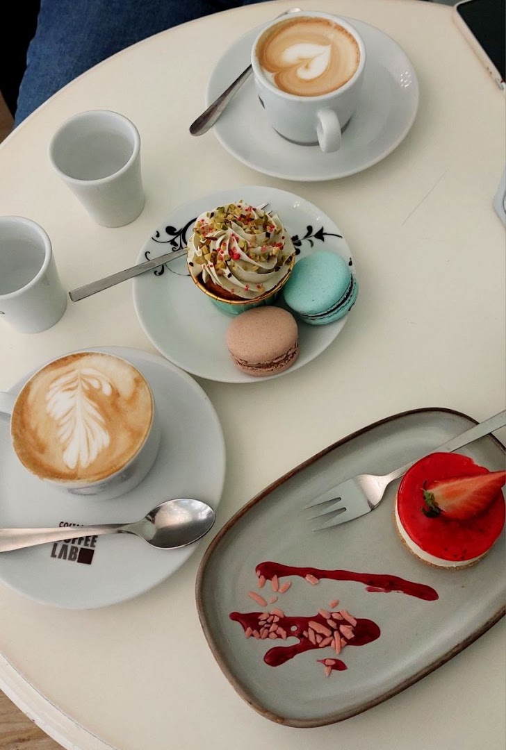 Ala's Cakes