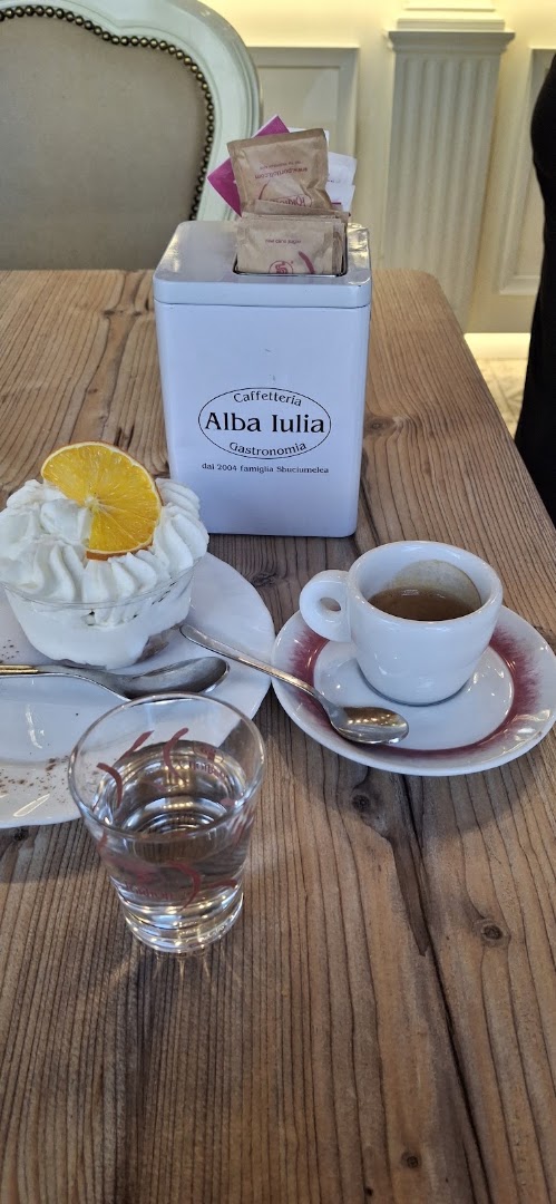 Alba Julia - RISTORANTE | CAFFE' | GASTRONOMIA | MACELLERIA