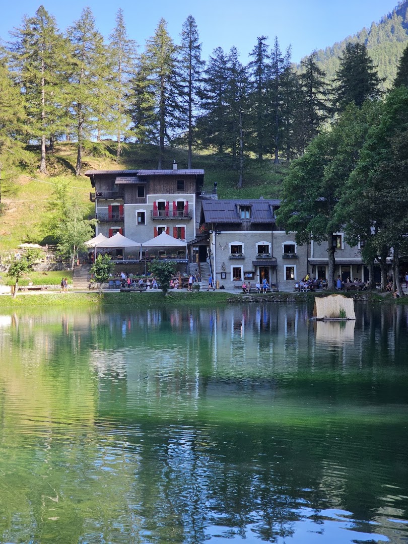 Albergo ristorante Lago del Laux