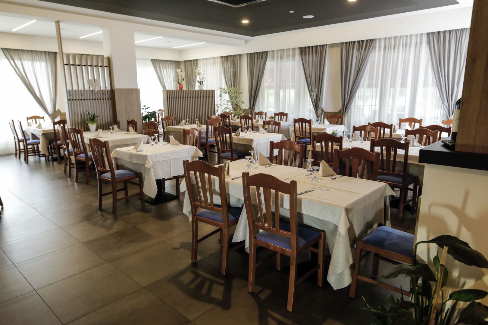 Albergo Ristorante Pizzeria Bar Sottocastello