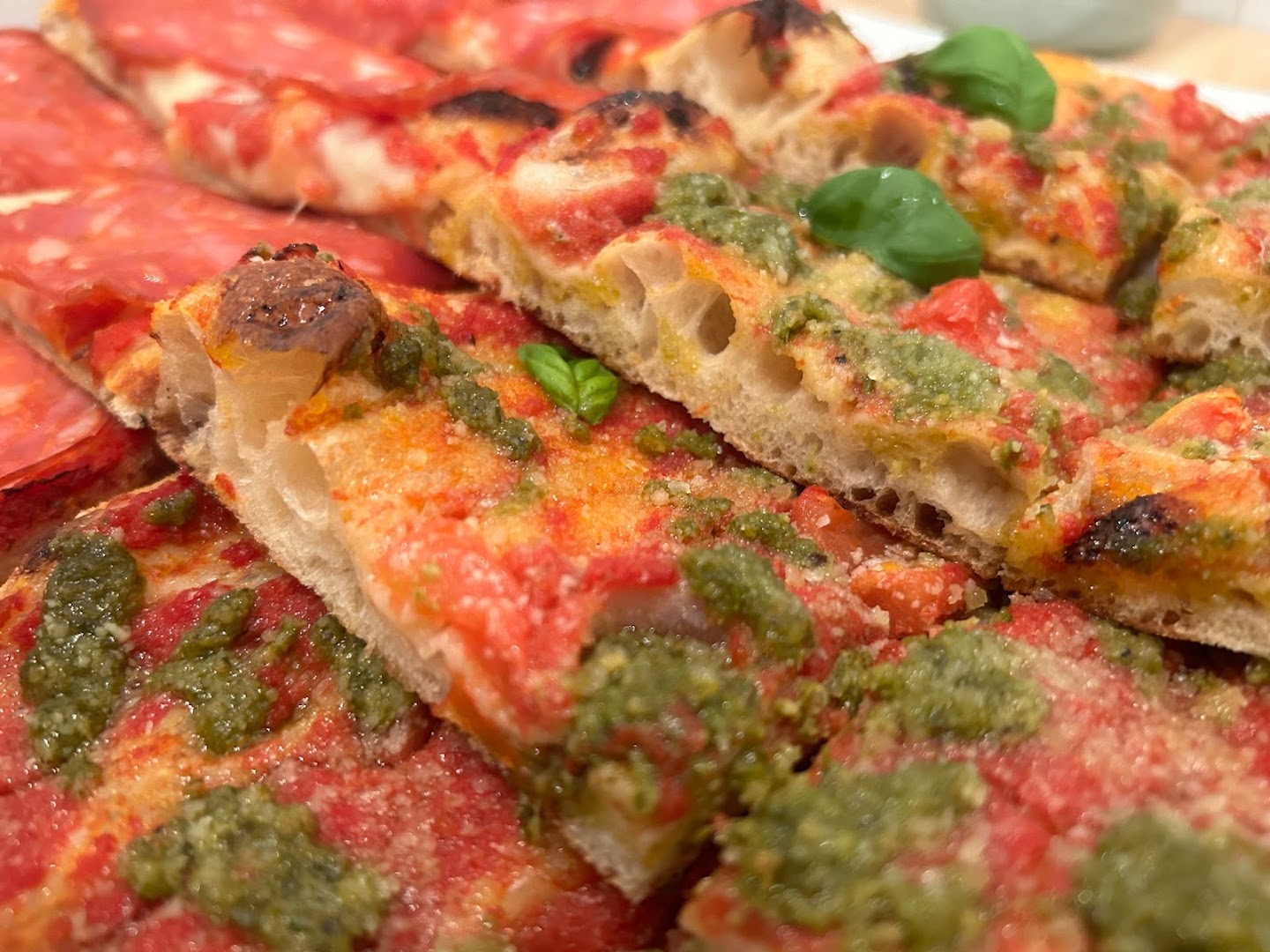 alberto's pizza