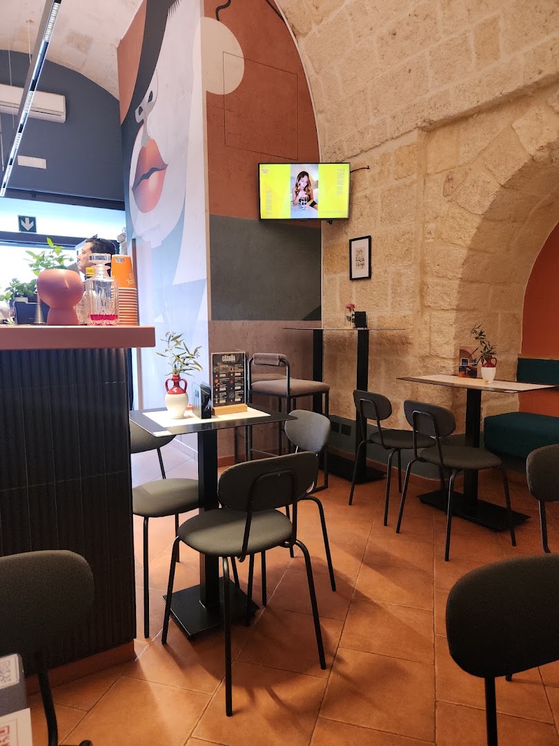 Alcova Lounge Bar