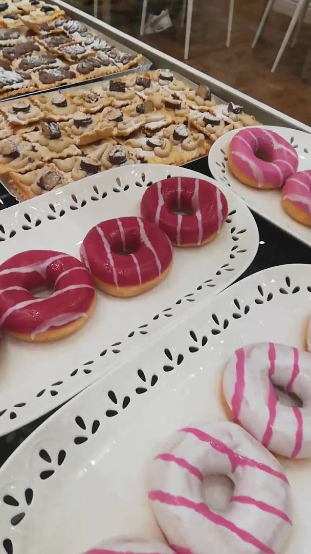 Ale's Bakery