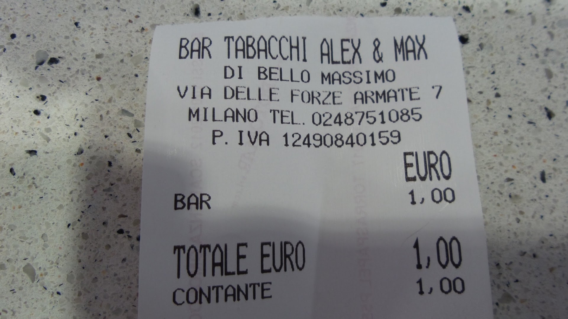 Alex e Max, Milano