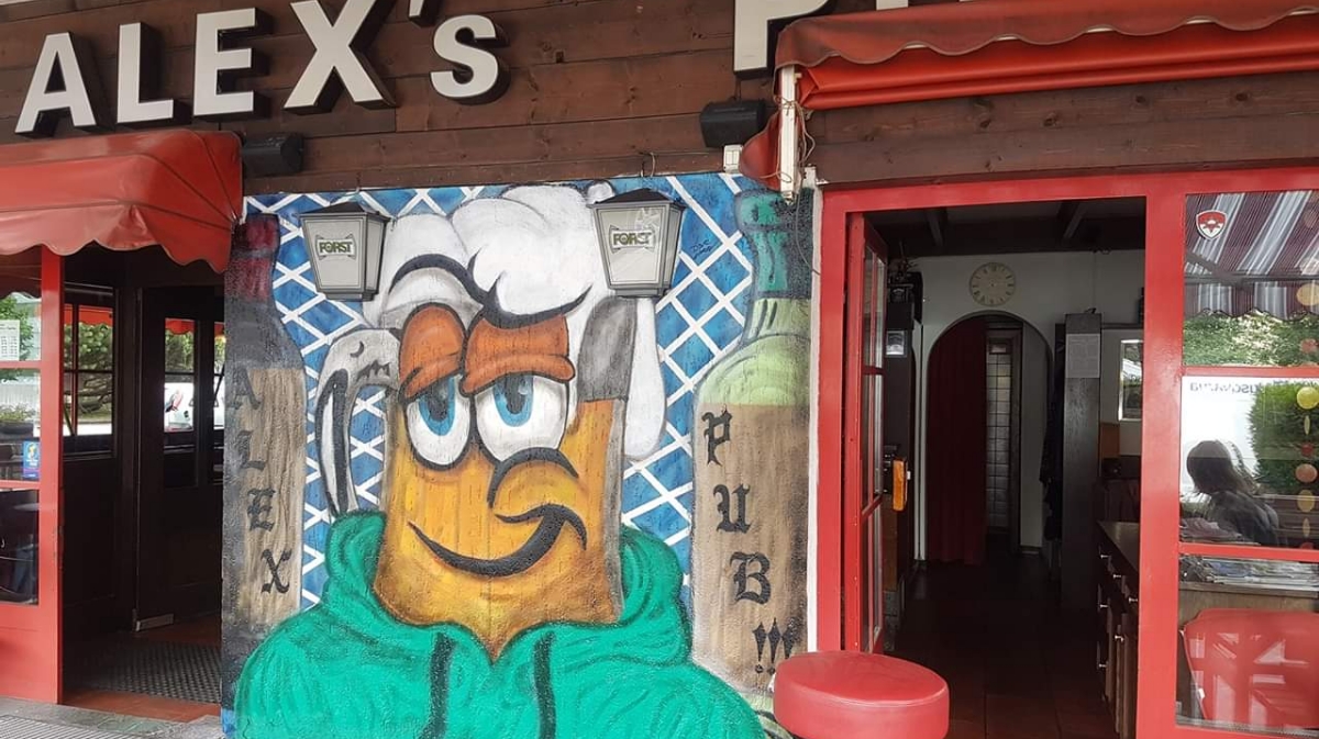 Alex pub