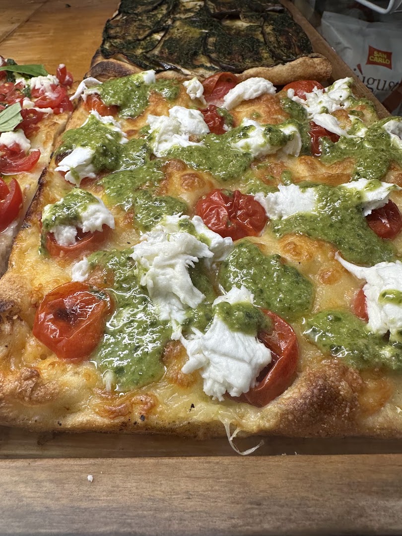 Alice e Stracciatella-Best pizza Vatican, Roma