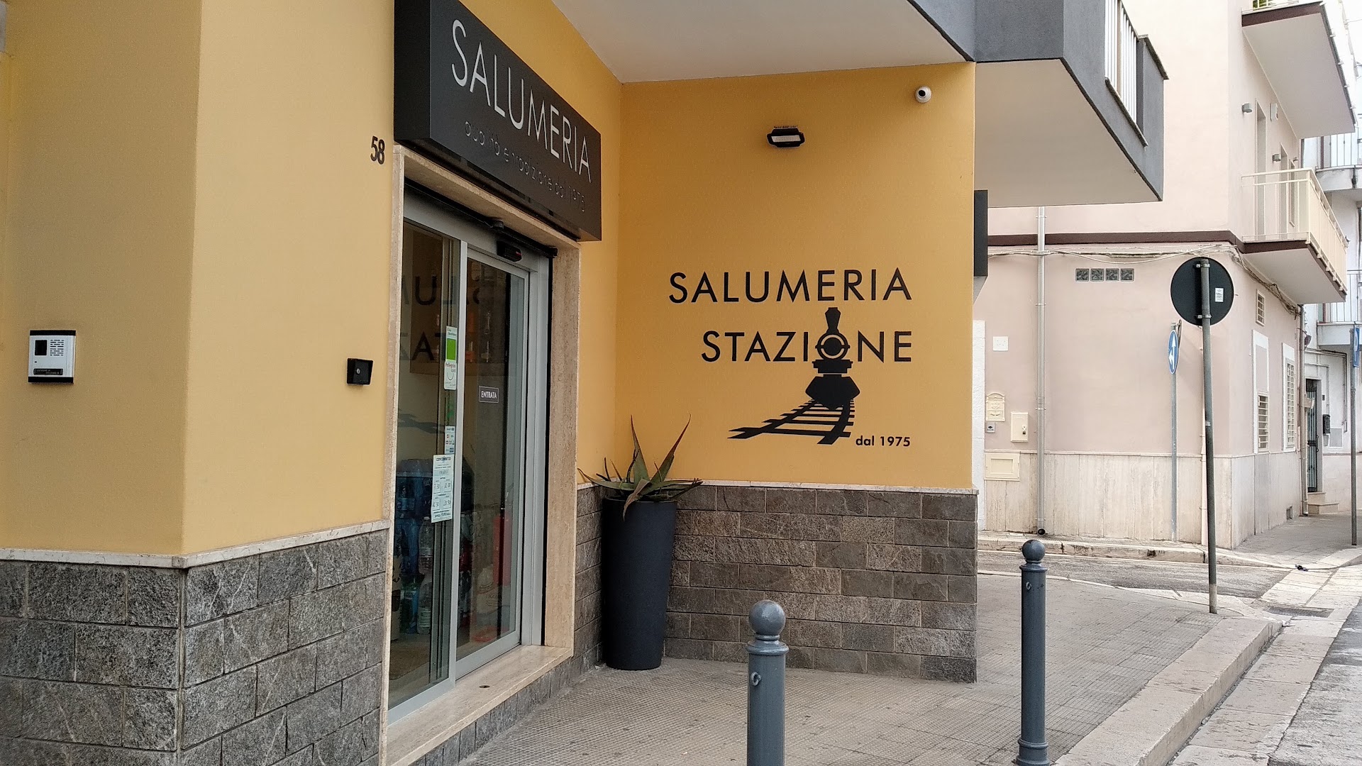 Alimentari Salumeria Stazione, Modugno