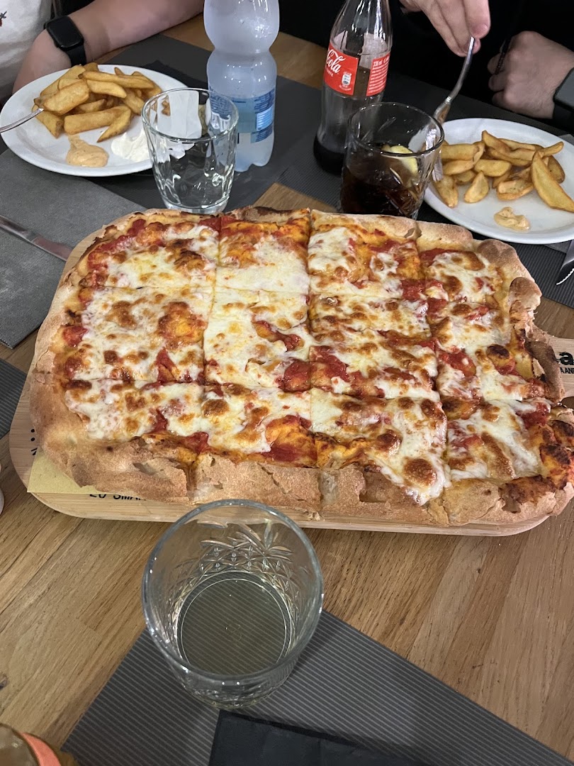 Alla Goccia Drinking Hub