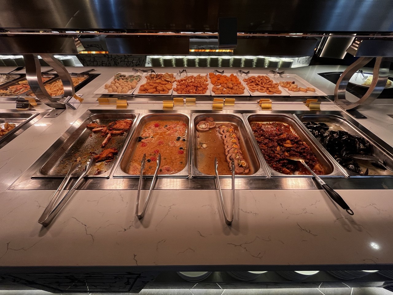 Alla Piazza Sushi Restaurant