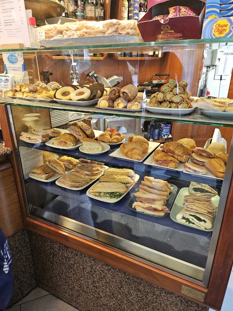 All'Angolo Bar Tabacchi