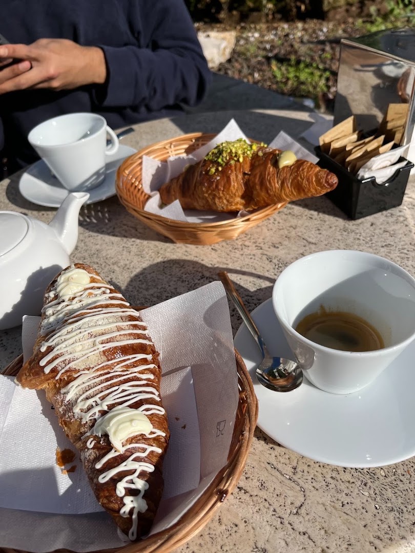Ally Cafè