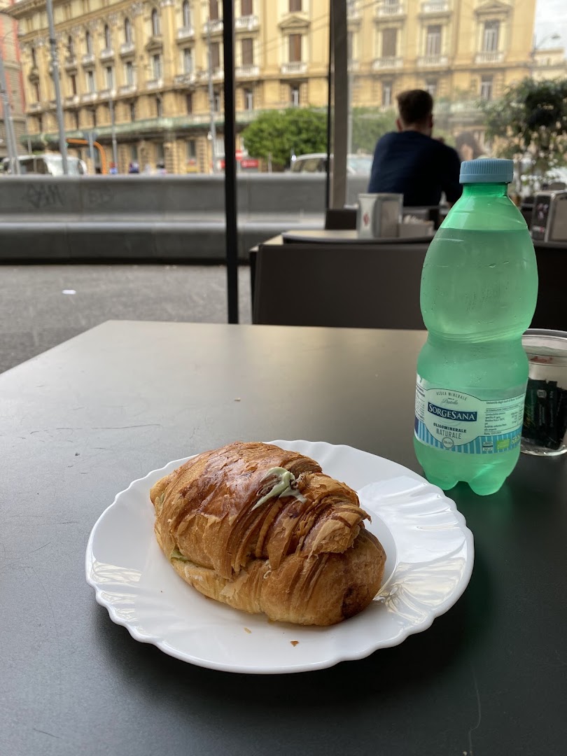 Almas Luxury Food & Drink, Napoli
