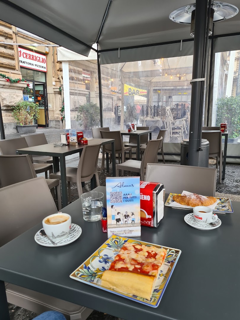 Almas Luxury Food & Drink
