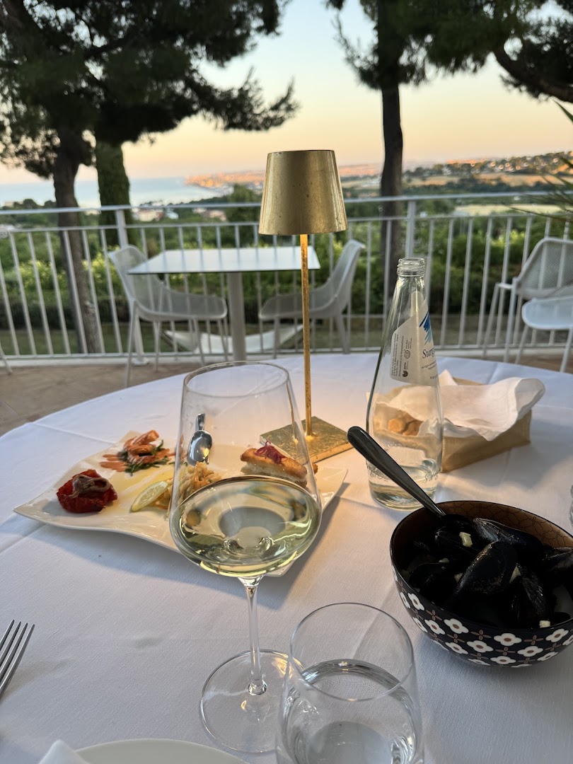 Alta Marea SeaFood & Aperitif
