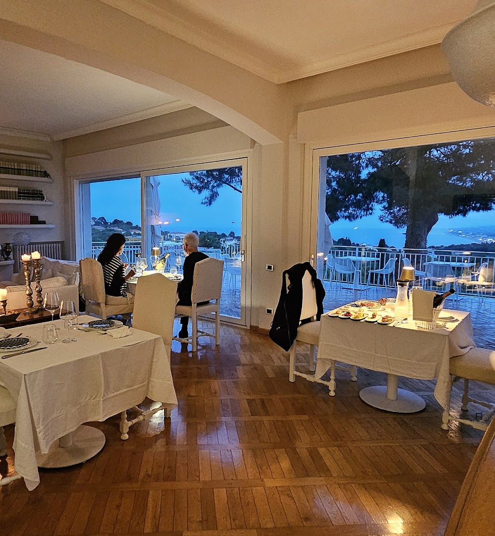 Alta Marea SeaFood & Aperitif