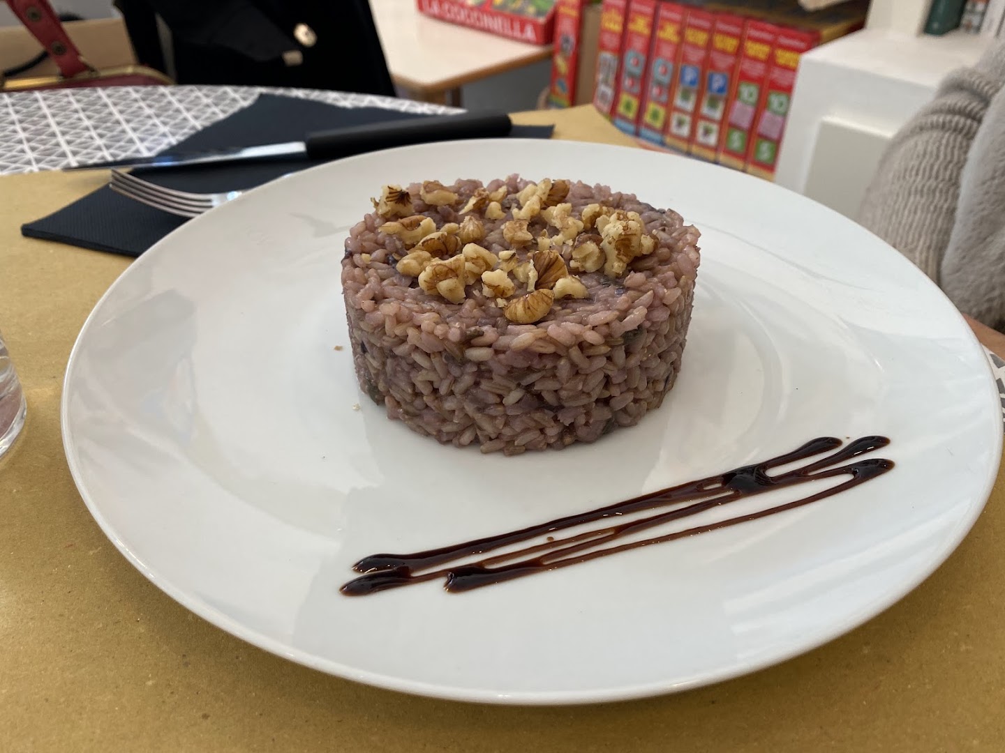 ALTRIMONDI libreria, bistrot e oltre