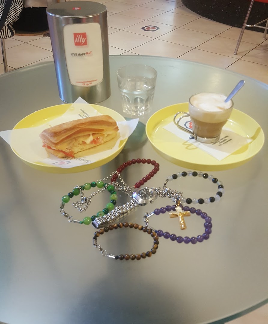 Alunni - Bar Pasticceria Panetteria