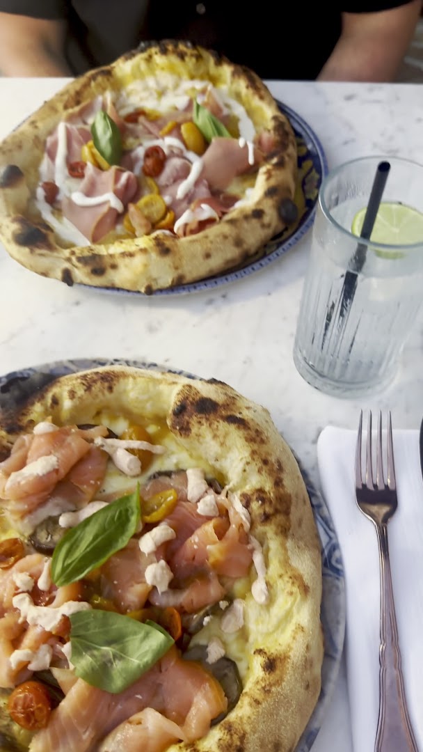 Amalfi Pizza & Gin Cagliari