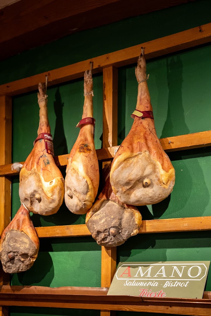 aMano Salumeria Bistrot