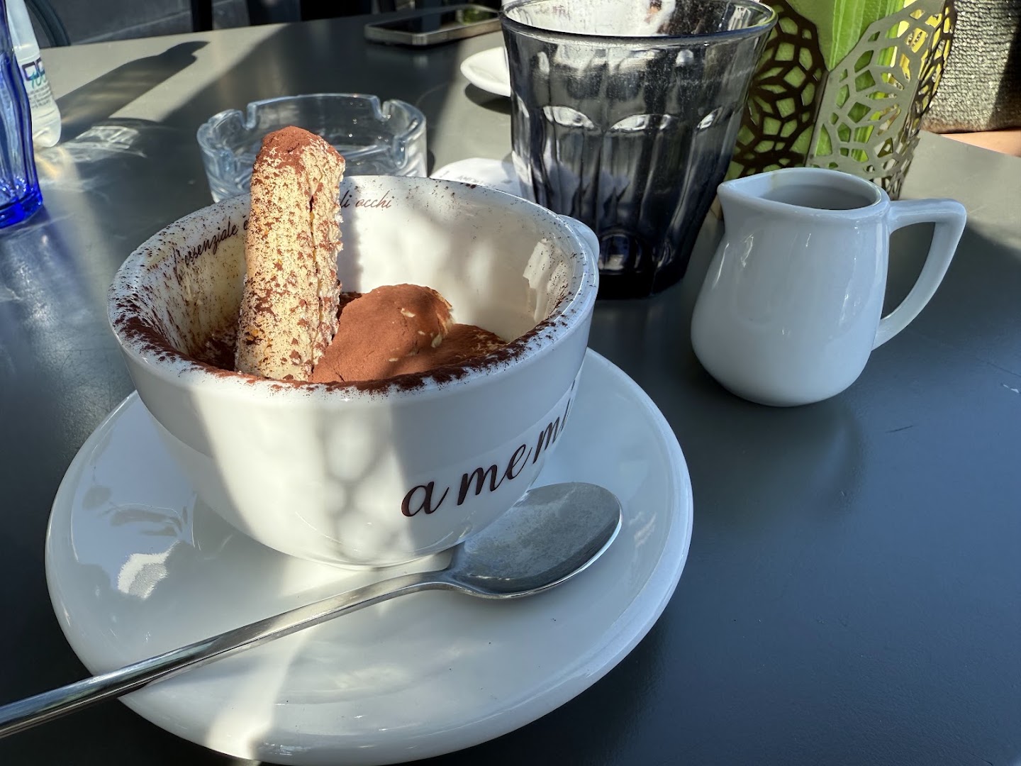 AMeMi