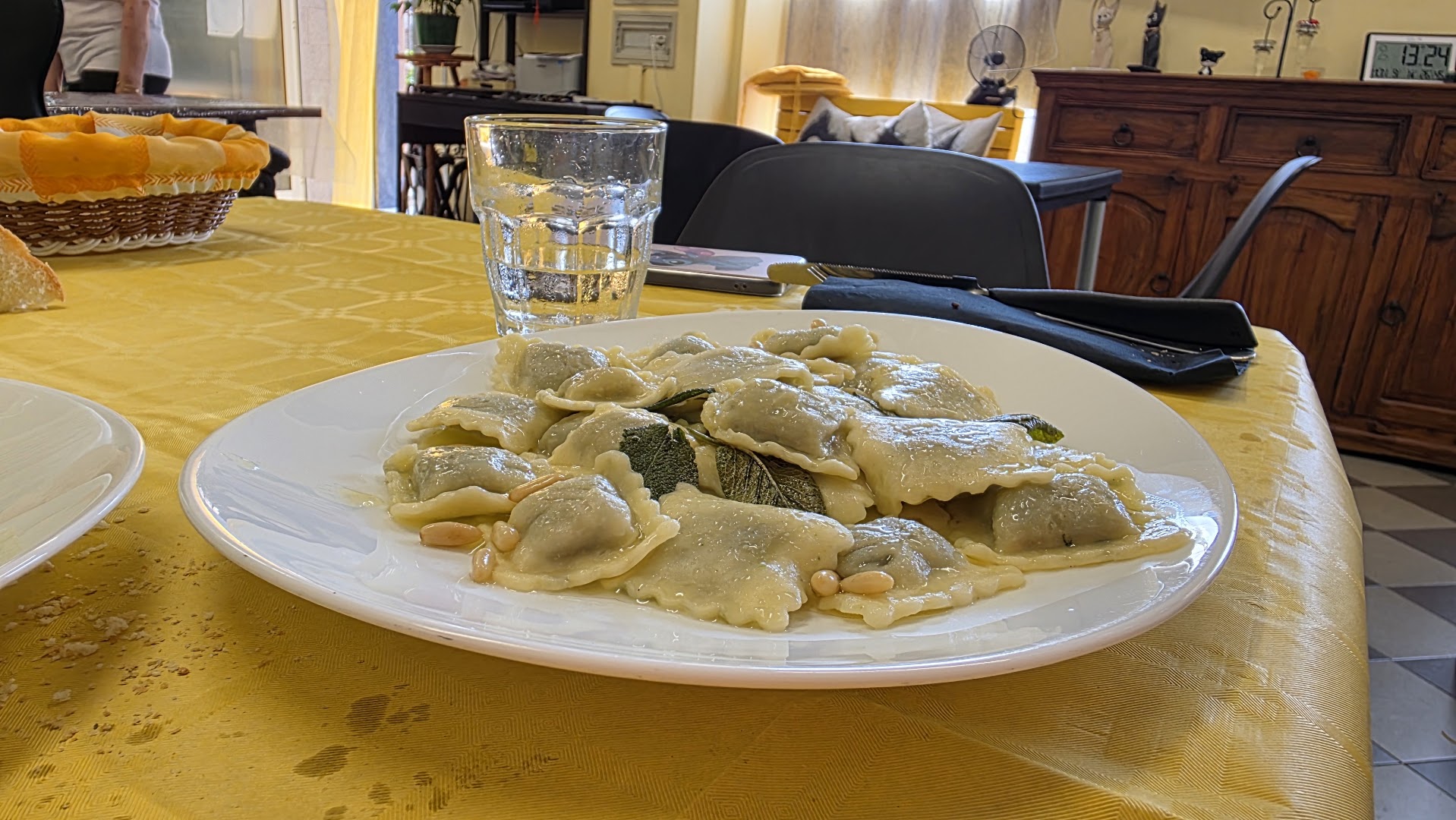 AMICI DI USCIO ENOGASTRONOMICA