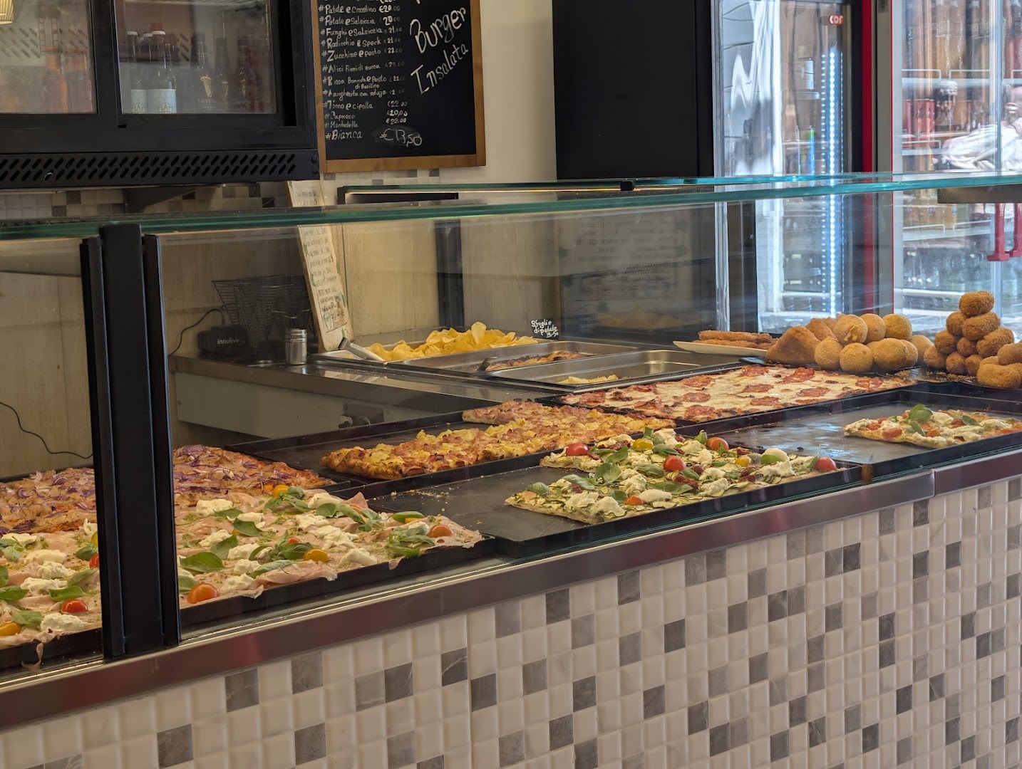 Amici Pizza & Burger