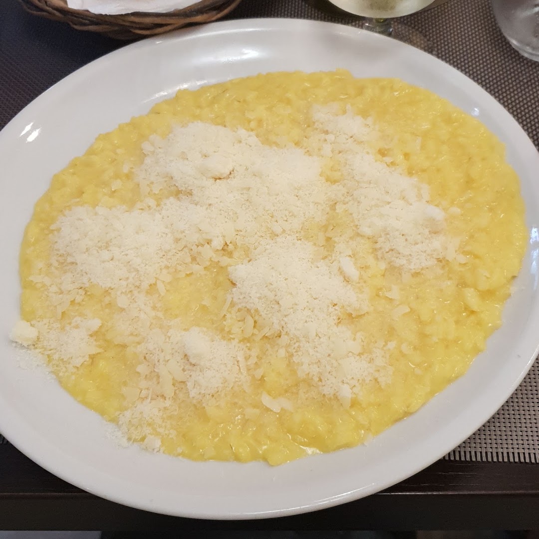 Amico Bar