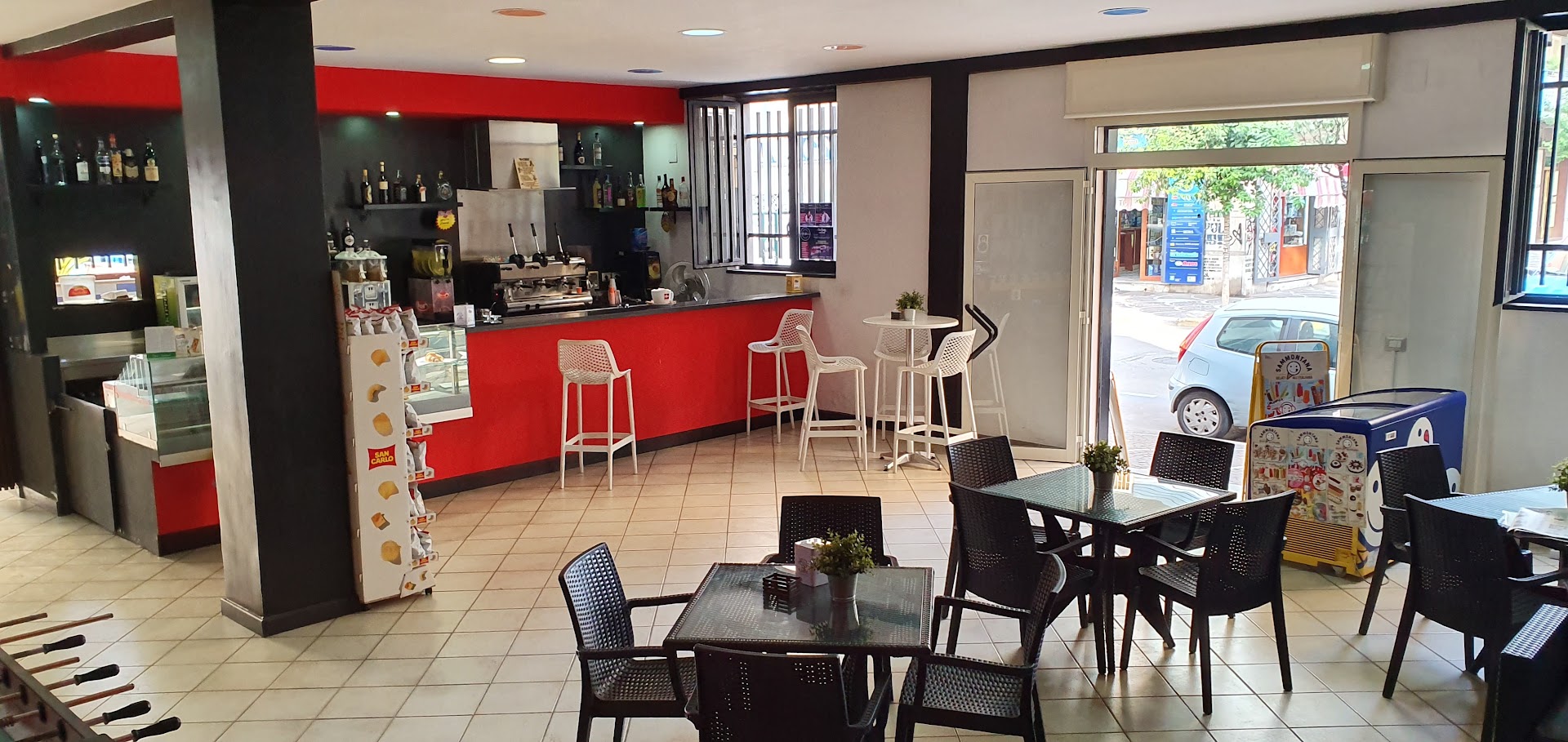 AMiManera Café