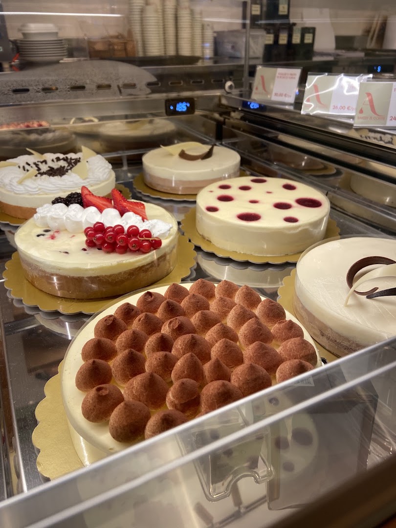 Amleto Bakery, Genova