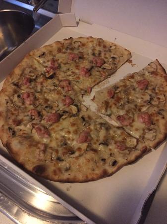 Ammazza Che Pizza Di Tombolillo Angela, Roma
