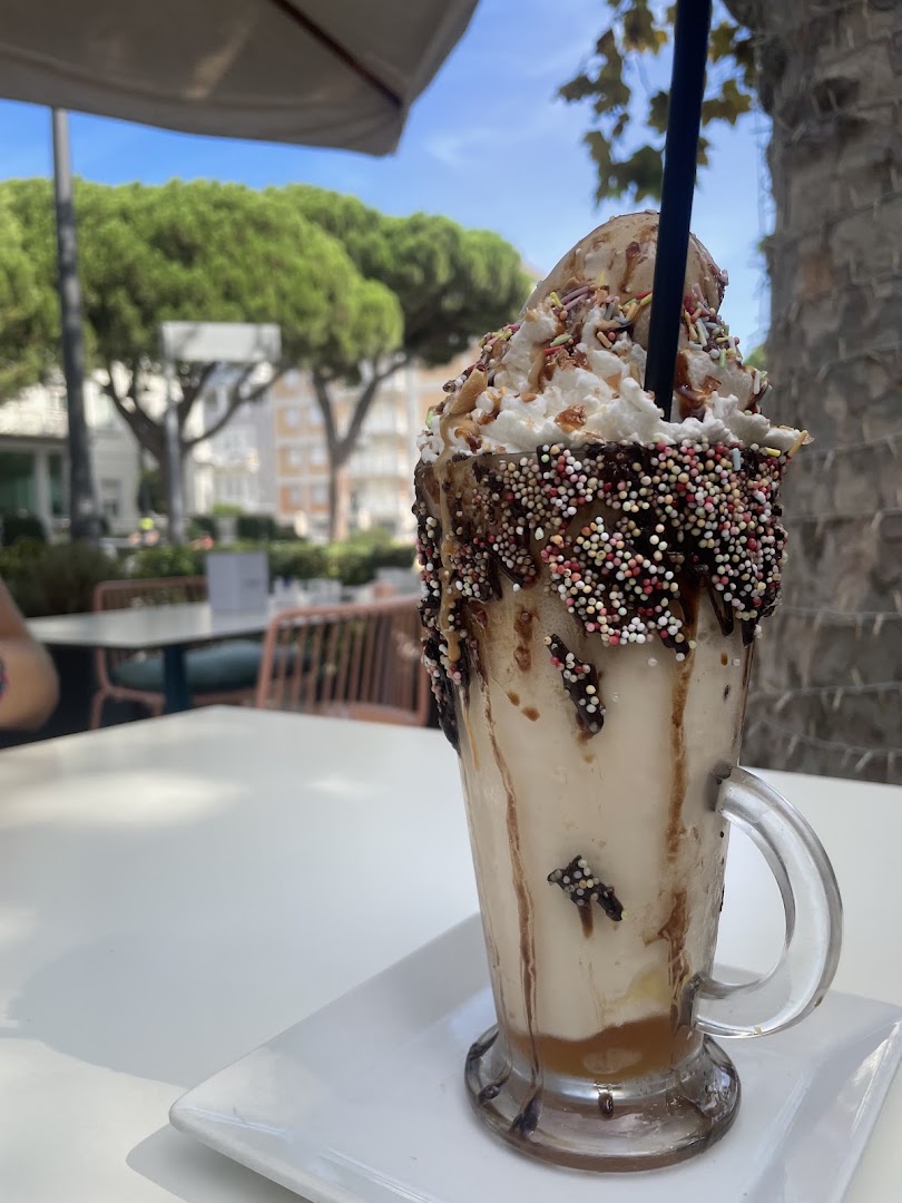 Amodo Cesenatico - Bakery, Gelato, Caffè