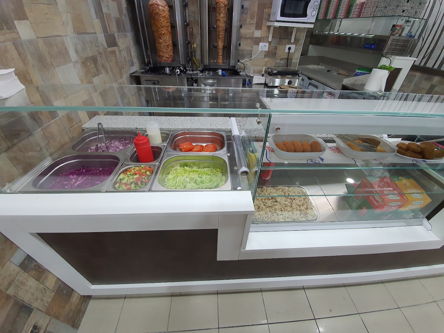 Anatolia Kebap & Pizza