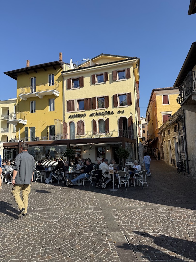 Ancora - bar e gelateria