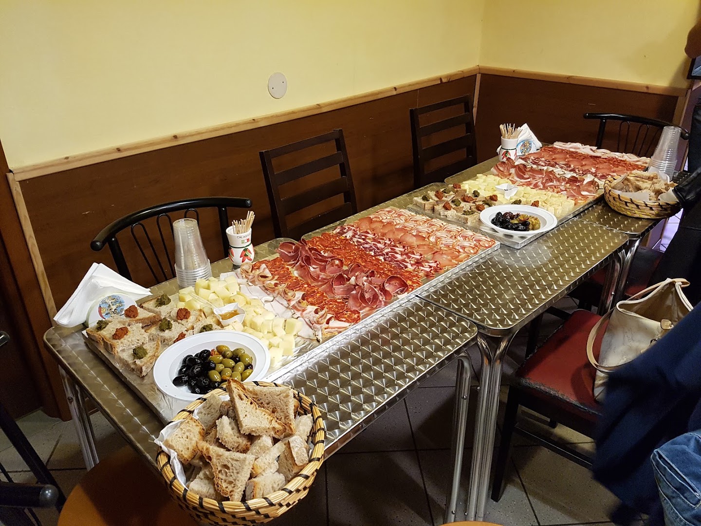 Anduja NOVARA Prodotti Tipici Calabresi, Novara