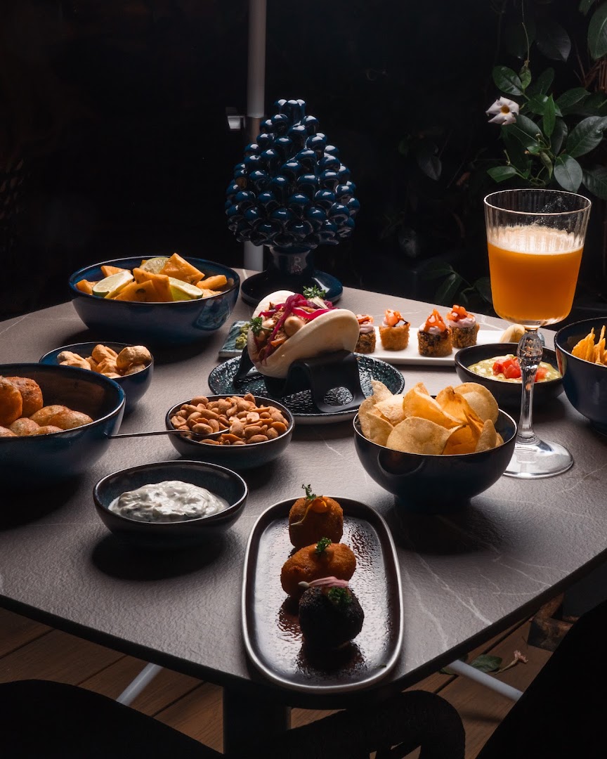 Antela Restaurant & Cocktail Bar