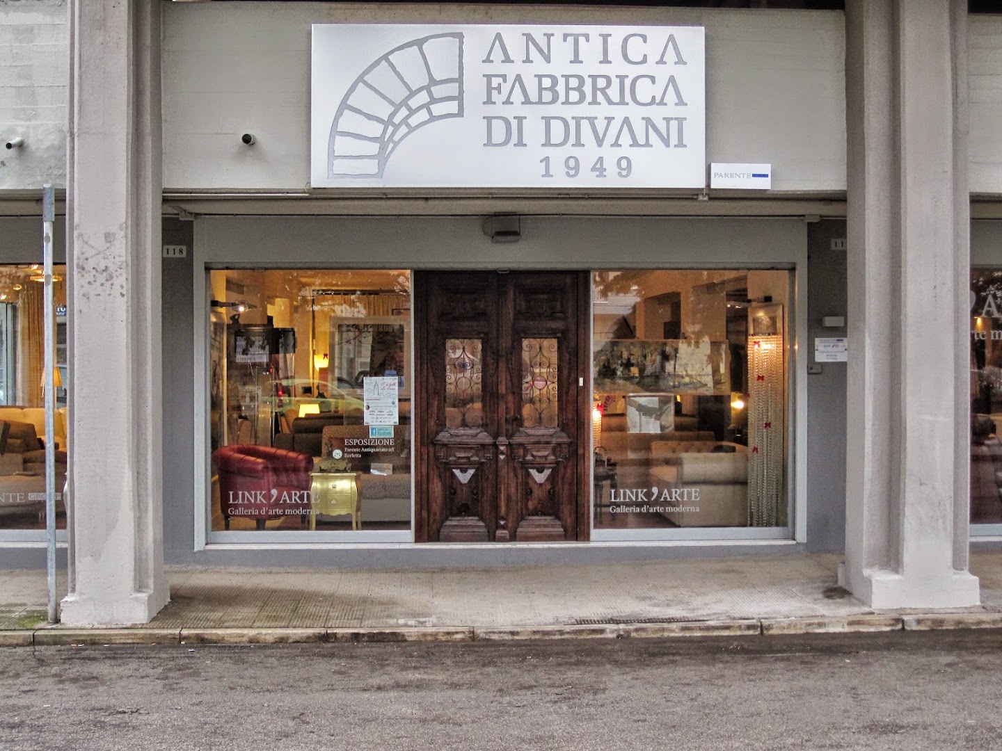 Antica Fabbrica di Divani 1949 (Parente Group)