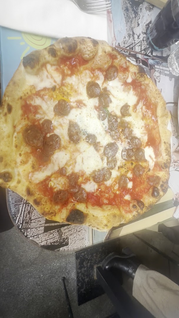 Antica Pizza Fritta da Zia Esterina