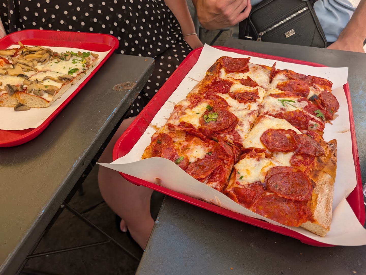 Antica Pizzeria del Duomo. PUB Birreria Pizza a Taglio Panini Calzoni Sala Interna