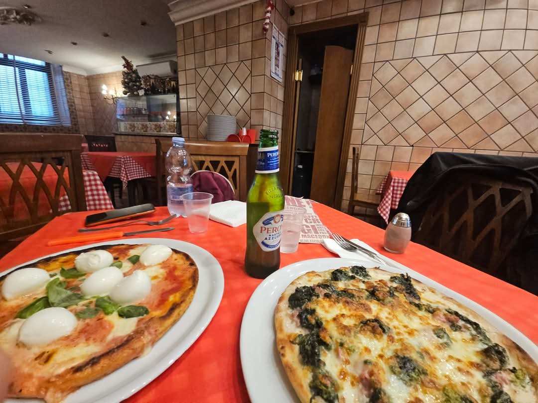 ANTICA PIZZERIA SUPPELLA DI MAIORANO MARIANNA, Napoli