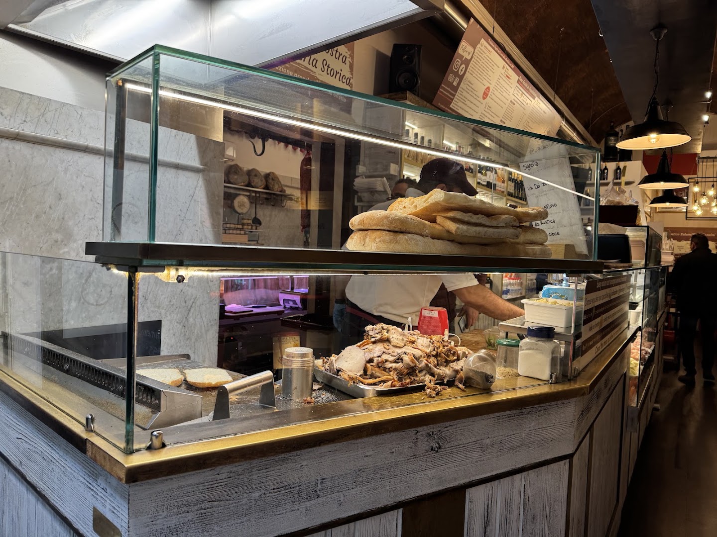 Antico Salumificio Anzuini - La Macelleria storica e Grill di Filiera
