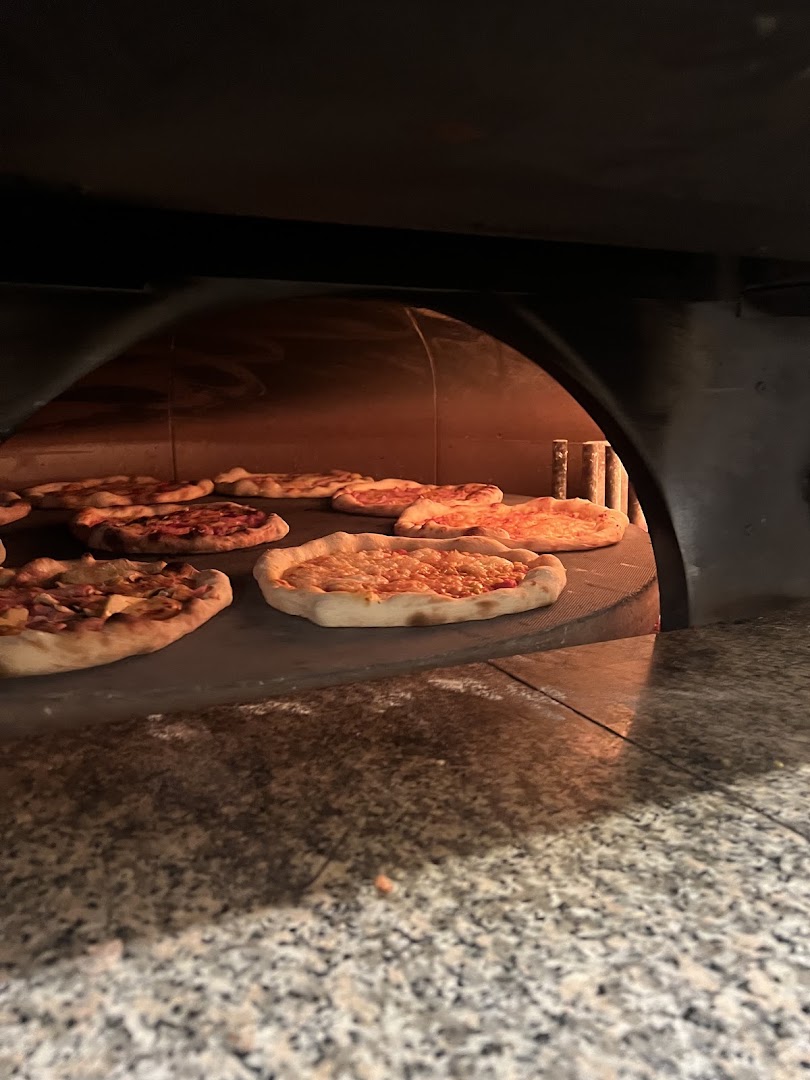 Antigo - Pizzeria, Food, Drink & Panorama
