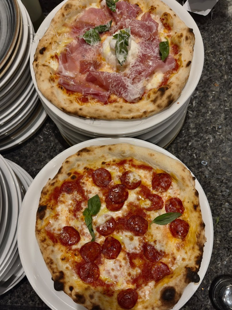 Antigo - Pizzeria, Food, Drink & Panorama