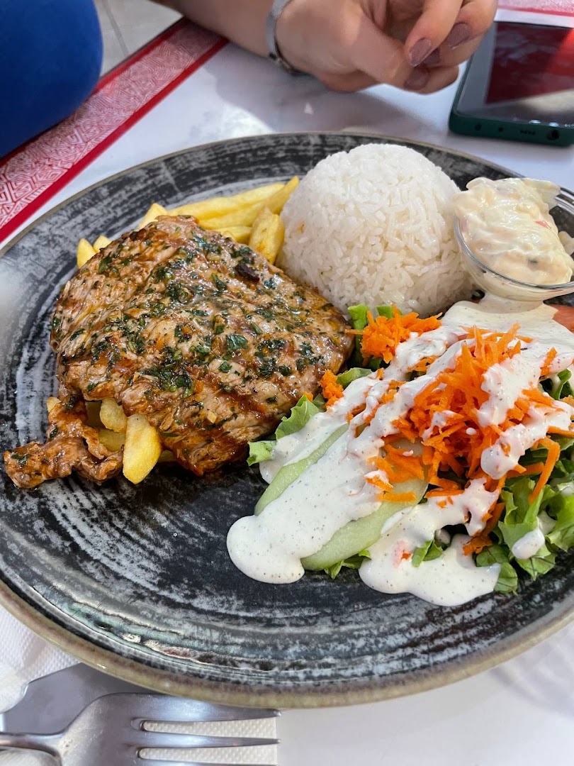 Antojitos Peruanos