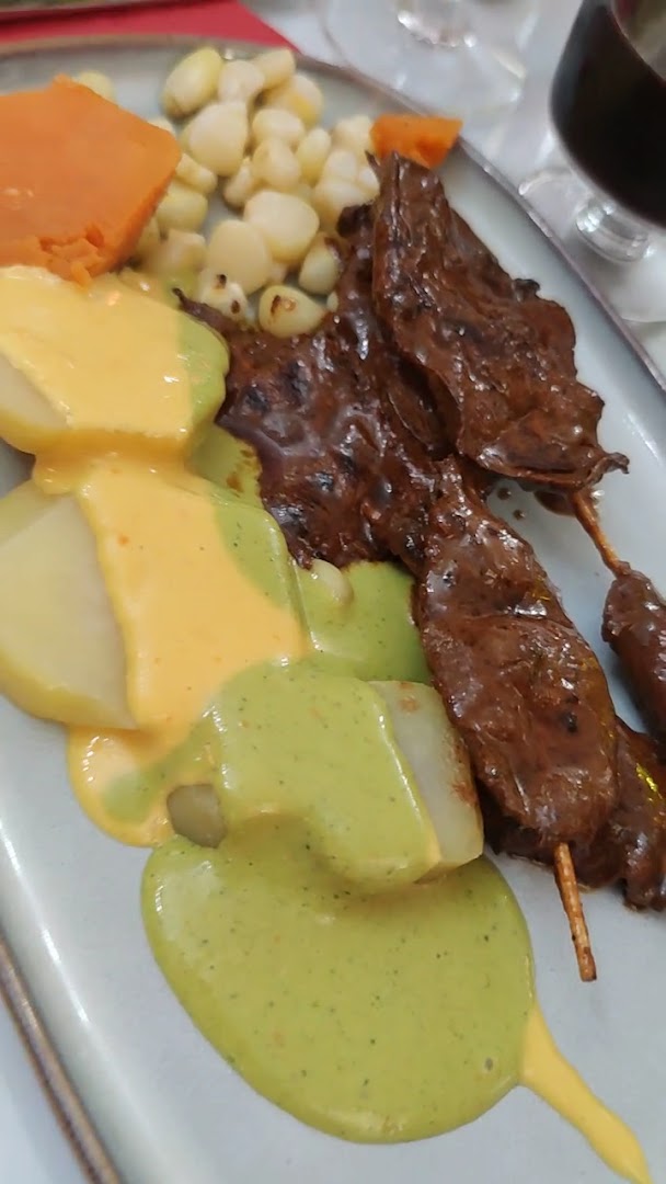 Antojitos Peruanos