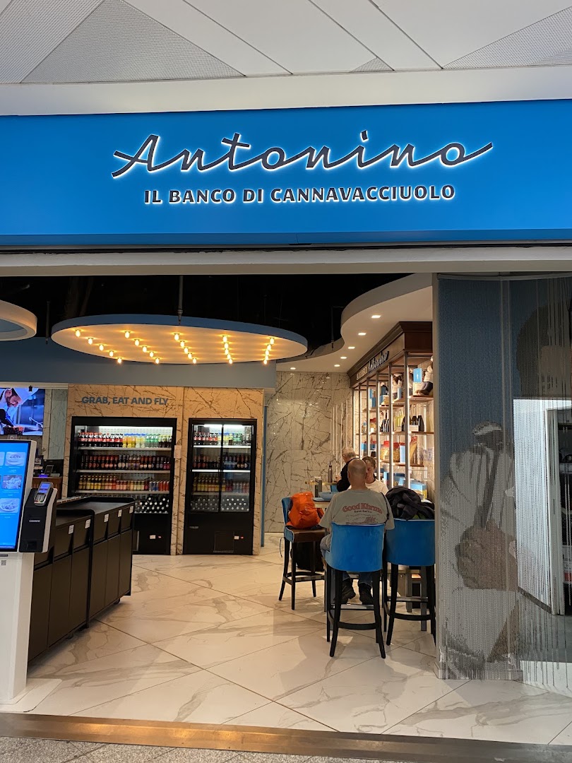 Antonino, il Banco di Cannavacciuolo